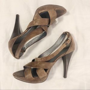 Kenneth Cole “What a Hottie” Strappy Sandals - 8